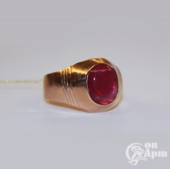 Кольцо с рубином